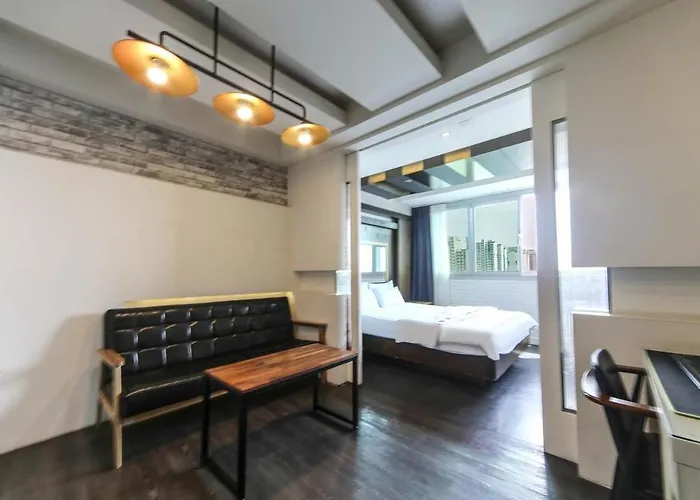 모텔 화명 스카이호텔 4*
